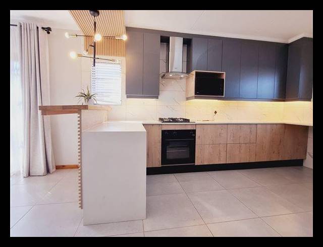 3 BEDROOM CLUSTER FOR SALE IN BRENTWOOD